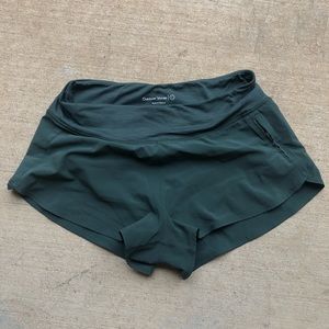 Outdoor Voices Hudson 2.5" Short